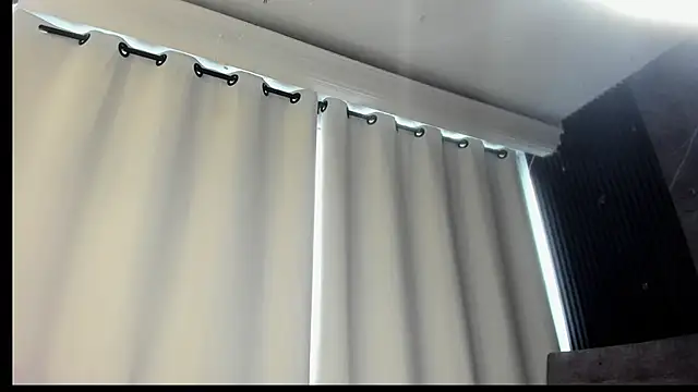 Snapshot of cloemorningstar chatting on November 6, 2025, 5:25 pm cloemorningstar online show from November 6, 2025, 5:25 pm