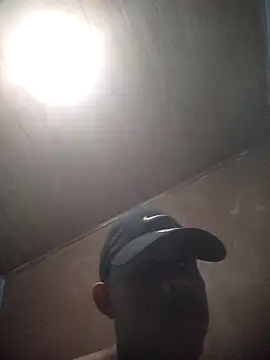 mestre637 online show from October 27, 2025, 9:30 pm