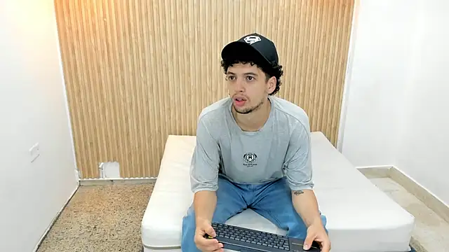 Snapshot of ISRAEL_GRAY chatting on October 17, 2025, 7:16 pm ISRAEL GRAY online show from October 17, 2025, 7:16 pm