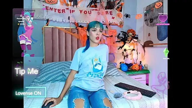 Snapshot of ElektraBlue chatting on November 4, 2025, 7:57 pm ElektraBlue online show from November 4, 2025, 7:57 pm