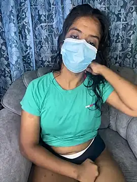 Snapshot of SukiyamaAsia chatting on October 15, 2025, 3:56 pm SukiyamaAsia online show from October 15, 2025, 3:56 pm