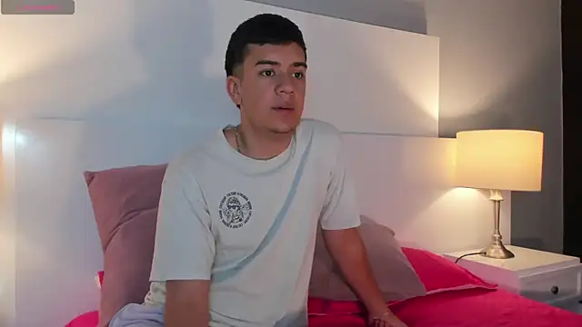 Snapshot of Dylan_Katte chatting on February 22, 2026, 11:03 pm Dylan Katte online show from February 22, 2026, 11:03 pm