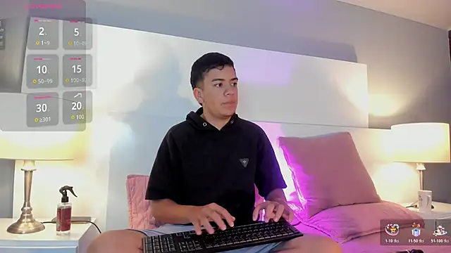 Snapshot of Dylan_Katte chatting on February 26, 2026, 12:04 pm Dylan Katte online show from February 26, 2026, 12:04 pm