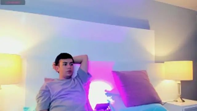 Snapshot of Dylan_Katte chatting on March 12, 2026, 10:38 pm Dylan Katte online show from March 12, 2026, 10:38 pm