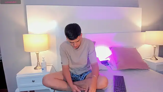 Dylan Katte online show from April 29, 2026, 12:05 am
