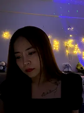 jun-xinh09 online show from September 30, 2025, 3:44 am