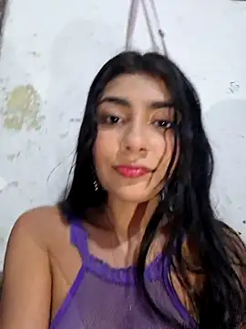 Snapshot of Sweed-virgin-pussy chatting on June 30, 2026, 12:11 am Sweed-virgin-pussy online show from June 30, 2026, 12:11 am