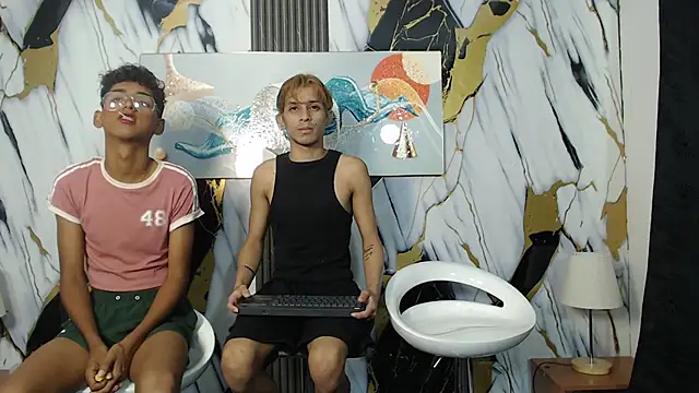 VERY HOT GUYS online show from March 24, 2026, 1:21 am