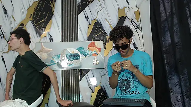 VERY HOT GUYS online show from July 1, 2026, 1:24 pm