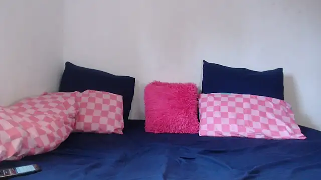 Snapshot of PIXIEBITCHXXX26 chatting on November 10, 2025, 2:05 pm PIXIEBITCHXXX26 online show from November 10, 2025, 2:05 pm