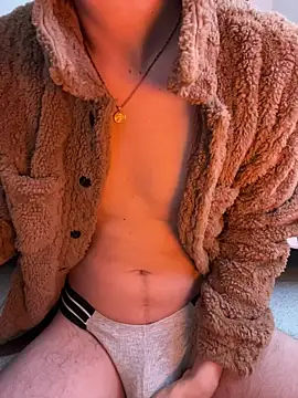 Snapshot of LiamMyst chatting on October 24, 2025, 12:12 pm LiamMyst online show from October 24, 2025, 12:12 pm