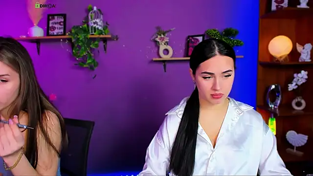 Snapshot of vivy_star1 chatting on April 22, 2026, 6:53 pm vivy star1 online show from April 22, 2026, 6:53 pm