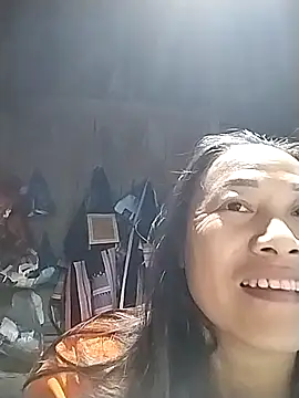 Snapshot of asakaka chatting on October 20, 2025, 4:24 am asakaka online show from October 20, 2025, 4:24 am