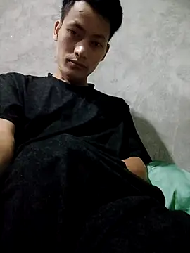 Uh-em95 online show from October 1, 2025, 11:44 pm