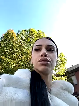 Snapshot of ilariea_girl chatting on October 8, 2025, 2:25 pm ilariea girl online show from October 8, 2025, 2:25 pm