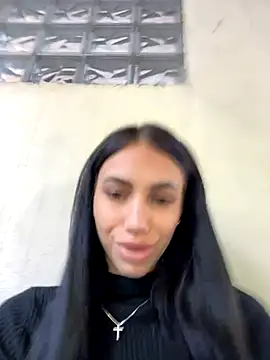 Snapshot of ilariea_girl chatting on October 12, 2025, 12:59 pm ilariea girl online show from October 12, 2025, 12:59 pm