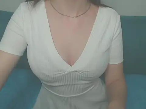 Snapshot of KristenStamen chatting on February 16, 2026, 12:40 am KristenStamen online show from February 16, 2026, 12:40 am