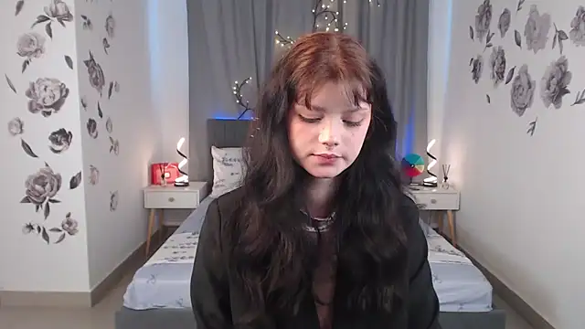 Snapshot of MileyRood chatting on October 10, 2025, 11:15 pm MileyRood online show from October 10, 2025, 11:15 pm