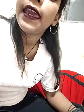 Unique girls90 online show from October 19, 2025, 1:56 pm