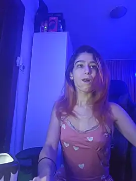 Snapshot of YuriXo chatting on November 1, 2025, 4:47 am YuriXo online show from November 1, 2025, 4:47 am