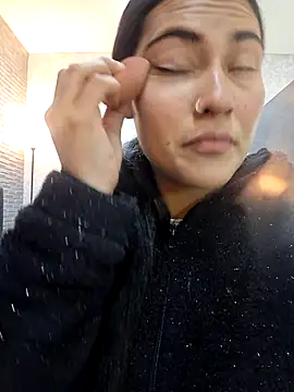 Snapshot of ChloeMorelli chatting on October 22, 2025, 2:34 am ChloeMorelli online show from October 22, 2025, 2:34 am