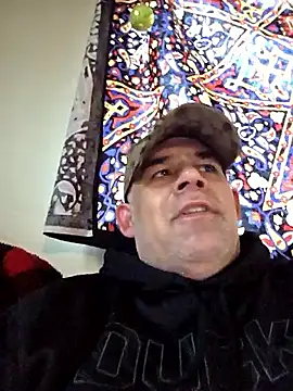 Snapshot of DeeBestEver chatting on November 11, 2025, 4:07 pm DeeBestEver online show from November 11, 2025, 4:07 pm