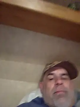 DeeBestEver online show from March 28, 2026, 10:31 pm