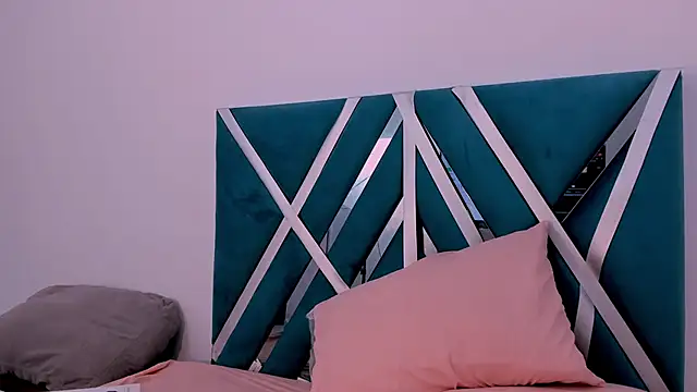 Snapshot of skysaenz chatting on May 26, 2026, 6:37 pm skysaenz online show from May 26, 2026, 6:37 pm