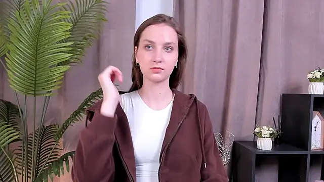 AshleyCristina online show from October 1, 2025, 8:09 am