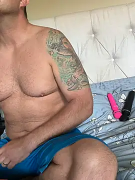 daddyshark83 online show from June 1, 2026, 1:35 pm