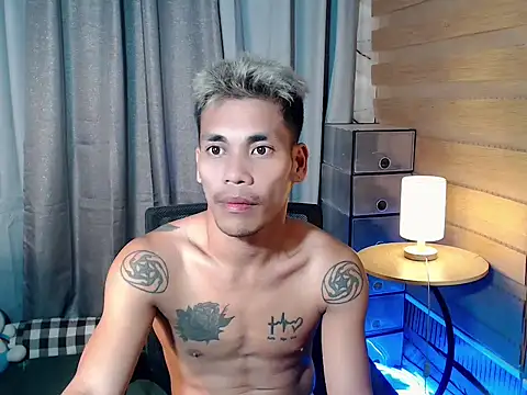 Cute Lucas online show from February 10, 2026, 5:39 pm