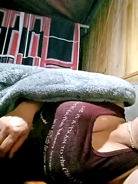 Snapshot of bae-bae chatting on November 8, 2025, 12:00 am bae-bae online show from November 8, 2025, 12:00 am