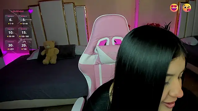 AnnaSwift  online show from February 23, 2026, 1:08 pm