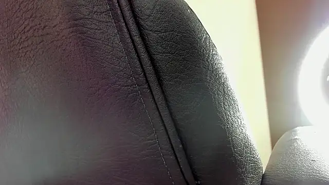 Snapshot of Klaret_Toy chatting on October 13, 2025, 3:45 pm Klaret Toy online show from October 13, 2025, 3:45 pm