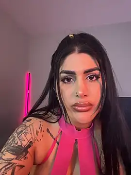 Niinarosee online show from June 24, 2026, 10:09 pm