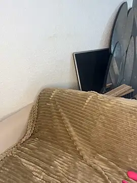 LolaReaX online show from April 8, 2026, 12:16 pm