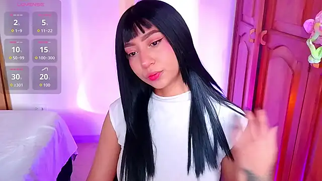 emma web  online show from October 7, 2025, 3:09 pm