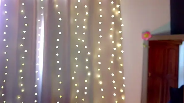 emma web  online show from February 25, 2026, 4:38 pm