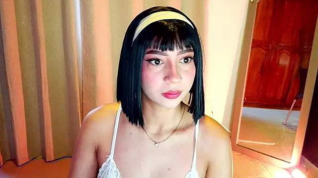 Snapshot of emma_web_ chatting on March 17, 2026, 11:46 am emma web online show from March 17, 2026, 11:46 am