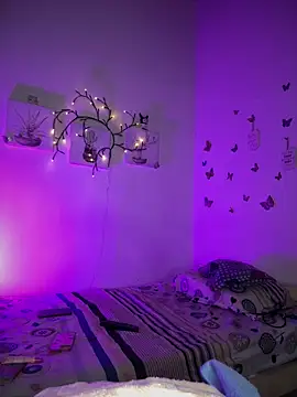 Solaangel  online show from February 28, 2026, 11:28 pm