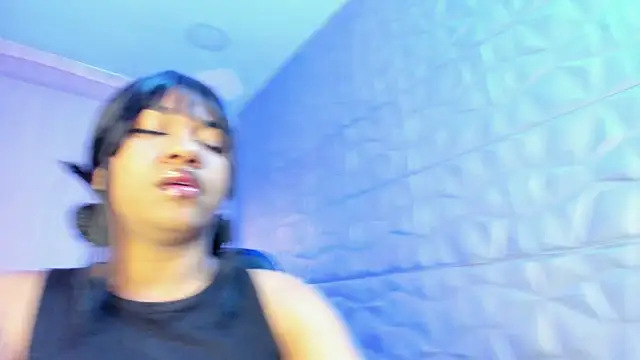 MADDY MAGIC online show from November 20, 2025, 7:57 pm