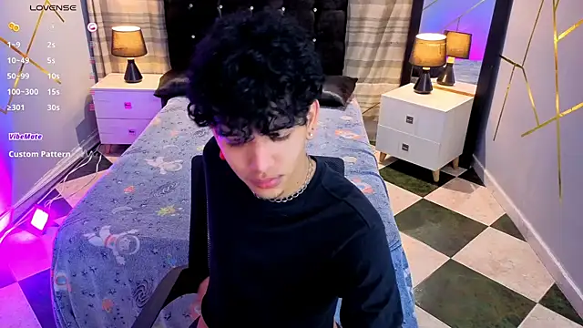 Snapshot of todoroki_g chatting on October 21, 2025, 1:23 pm todoroki g online show from October 21, 2025, 1:23 pm