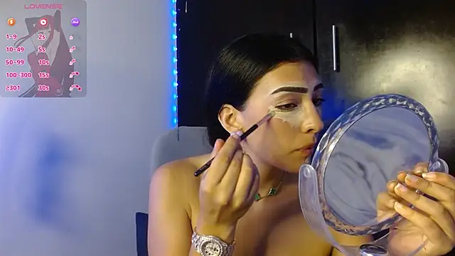 Snapshot of JuliethaFox chatting on October 8, 2025, 10:51 pm JuliethaFox online show from October 8, 2025, 10:51 pm