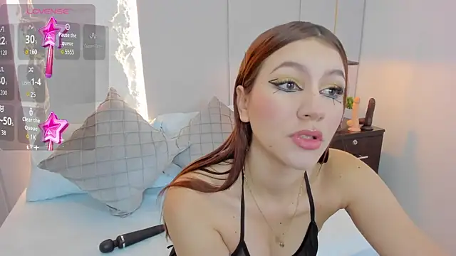 Snapshot of ariel_blossomm chatting on October 14, 2025, 12:28 pm ariel blossomm online show from October 14, 2025, 12:28 pm