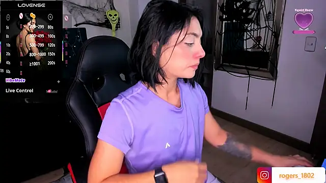 Snapshot of isaa_dl chatting on October 7, 2025, 10:29 pm isaa dl online show from October 7, 2025, 10:29 pm