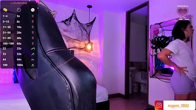 Snapshot of isaa_dl chatting on October 17, 2025, 8:55 pm isaa dl online show from October 17, 2025, 8:55 pm