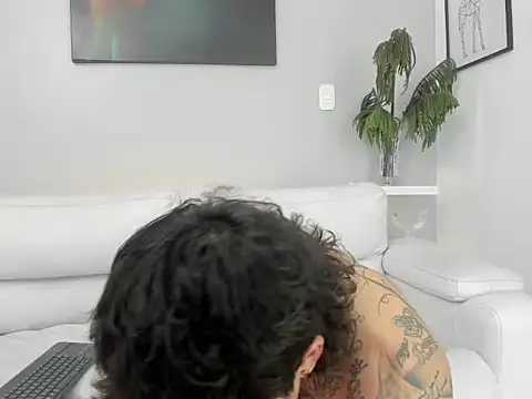 SteveDickson  online show from October 26, 2025, 9:31 pm