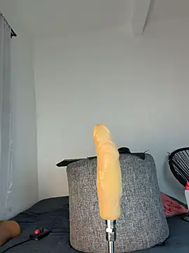 Snapshot of MerliaSsomer chatting on April 4, 2026, 1:52 pm MerliaSsomer online show from April 4, 2026, 1:52 pm