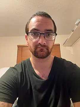 Jwr2316 online show from November 14, 2025, 5:28 am