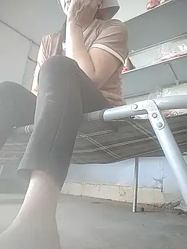 Snapshot of meo-meo00 chatting on October 5, 2025, 3:49 am meo-meo00 online show from October 5, 2025, 3:49 am